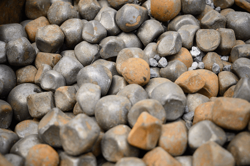 Geology & Mineralization